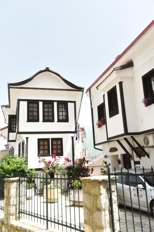 Eke Irin Apartments Охрид Экстерьер фото